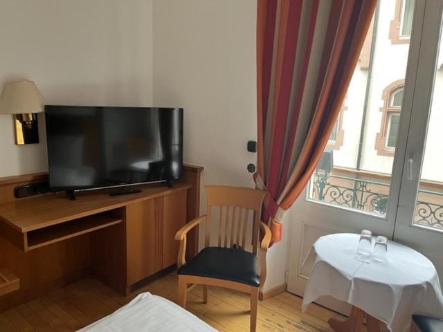 Hotel Roemischer Kaiser Трир Екстериор снимка