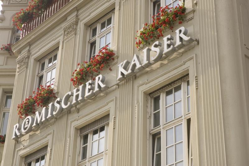 Hotel Roemischer Kaiser Трир Екстериор снимка